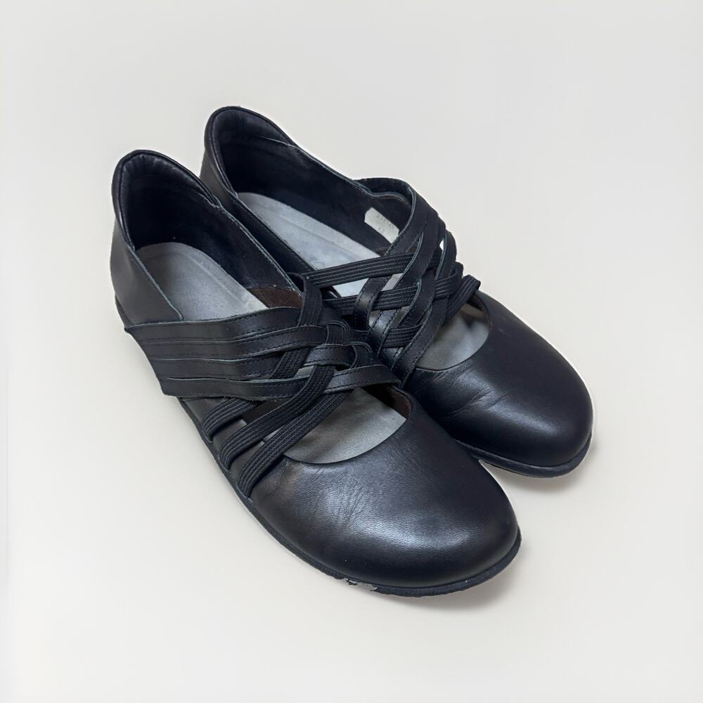 Naot Womens EU 42 Black Leather Mary Jane Comfort Walking Shoes Flats US 11-11.5